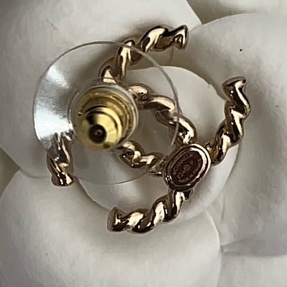 Chanel CC Stud Earrings - Picture 11 of 12